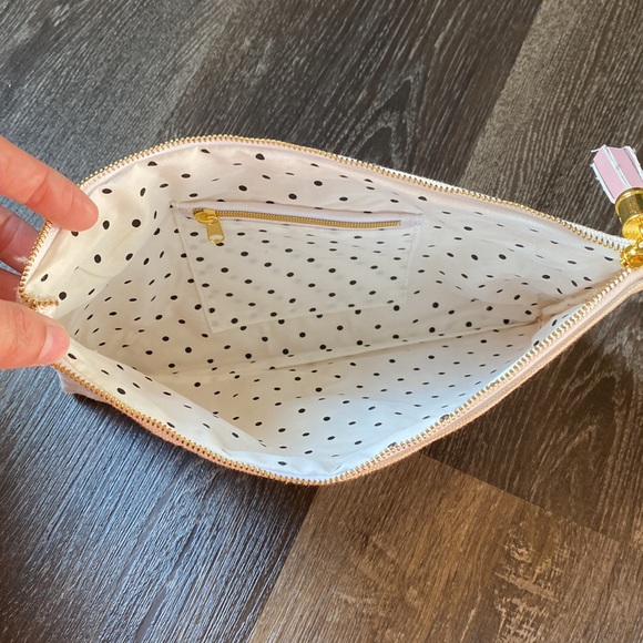 Bride Makeup Bag! - Picture 3 of 6